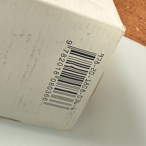 The Hunger Games Book Trilogy Special Edition Boxset Paperback Catching Fire - Picture 7 of 8